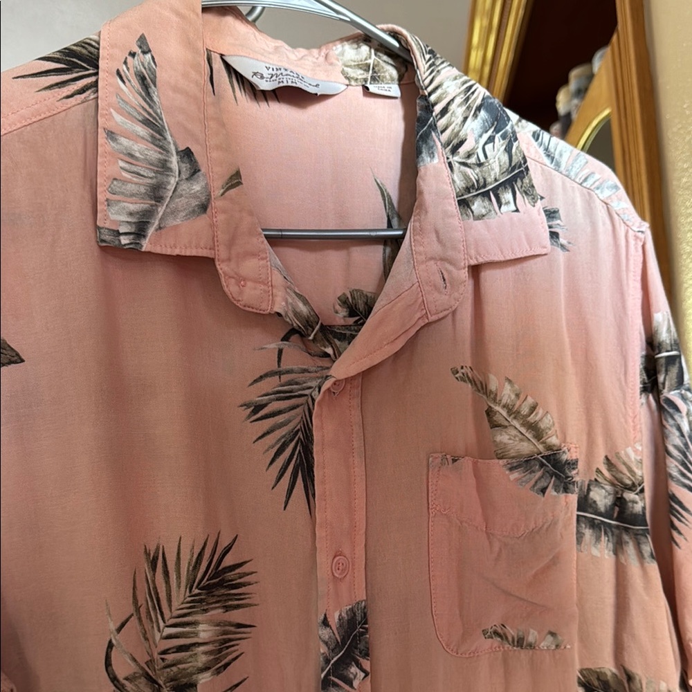 Cotton on button down coral color with leaves. Comfy